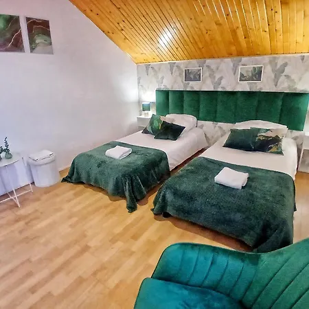 Krk Stop Near Airport * Cholerzyn