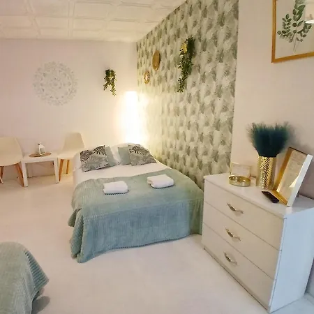 Krk Stop Near Airport * Cholerzyn